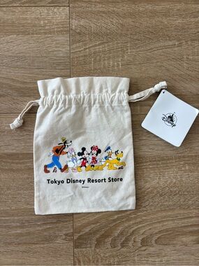 Tokyo Disney Resort Store drawstring pouch NWT